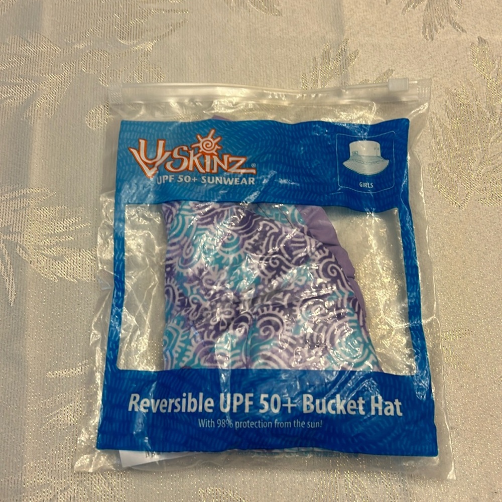 UV Skinz Bucket Hat NWT